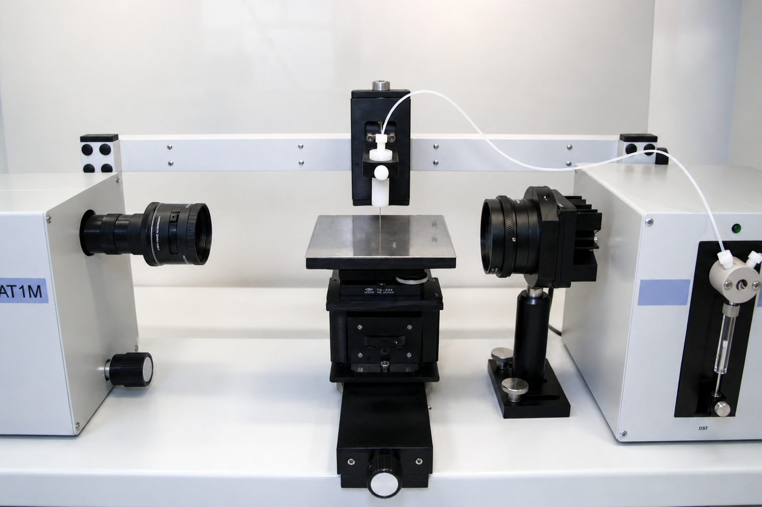 Static and dynamic contact angle measurement